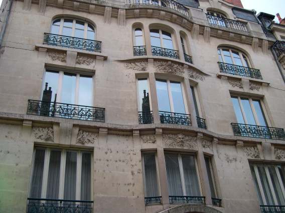  Immeuble en pierres de taille
